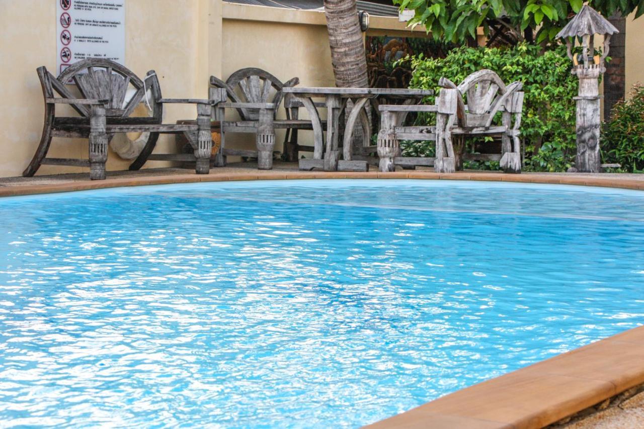 Iyara Hua Hin Lodge Exterior foto