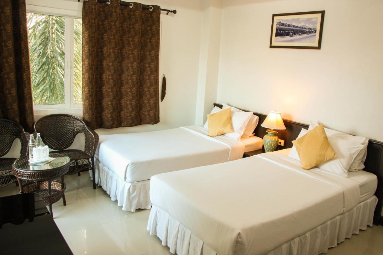 Iyara Hua Hin Lodge Exterior foto