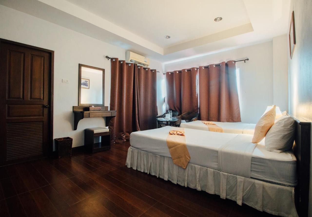 Iyara Hua Hin Lodge Exterior foto