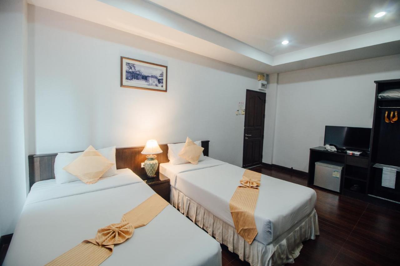 Iyara Hua Hin Lodge Exterior foto